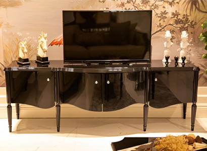 TV-Schrank mit glänzender Oberfläche und eleganten Details Hochwertig Möbel