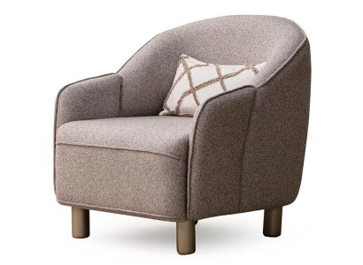 Komfortabler Sessel Beige mit kuscheligem Kissen