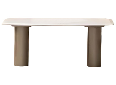 Stilvoller Couchtisch für jedes Wohnzimmer mit eleganten Beinen