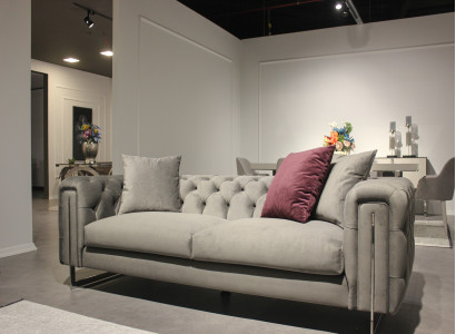 Moderne Hellgraue Chesterfield Couch Designer Polstersofa 3-Sitzer