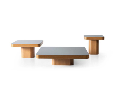 Elegantes Set aus 3 stilvollen Couchtischen für modernes Inter