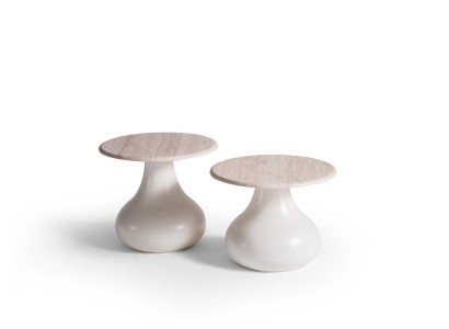 Elegantes zweiteiliges Couchtisch Set mit runden Travertin Tischplatten