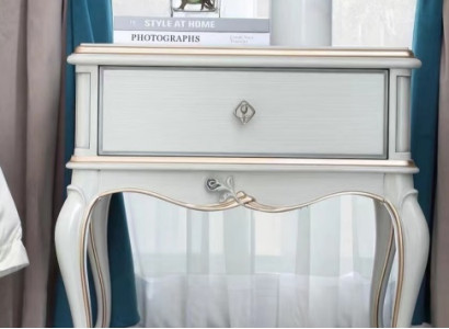 Stilvoller Weißer Nachttisch Designer Schlafzimmer Holz Konsolen