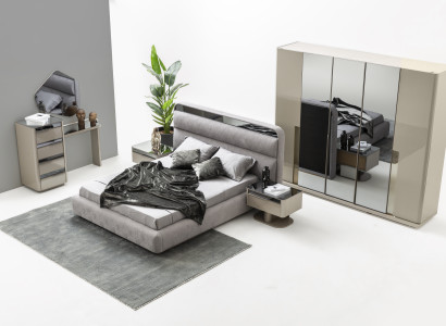 6-tlg. Set mit Bett, Nachttischen, Schminktisch, Spiegel & Kleiderschrank