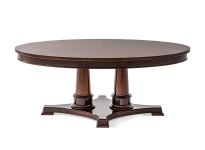 Eleganter ovaler Couchtisch mit Säulen und exquisitem kunstvollen Fuß